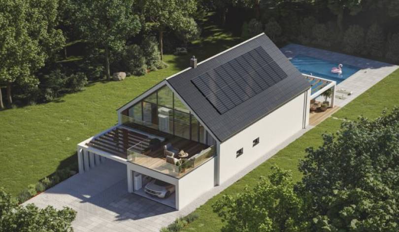 Luxury villa rooftop PV system installed by Morocco Eco Green for Moroccan homeowners